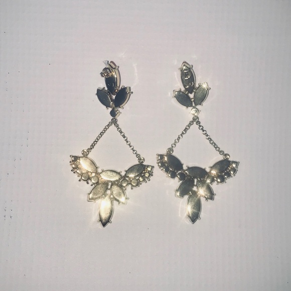 3 for $30 🍍 Lulu Frost Rainbow Crystal Earrings - Picture 2 of 3